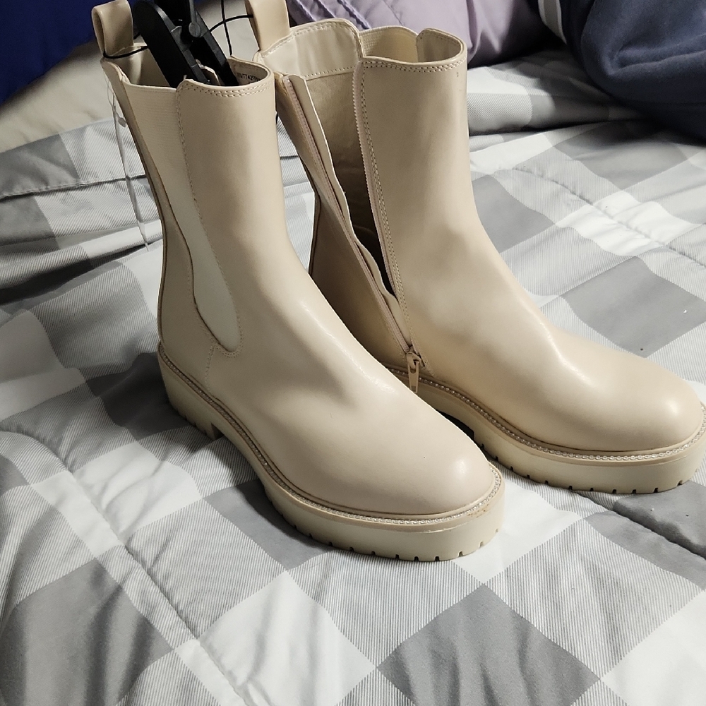 Time and Tru Cream Ankle Booties